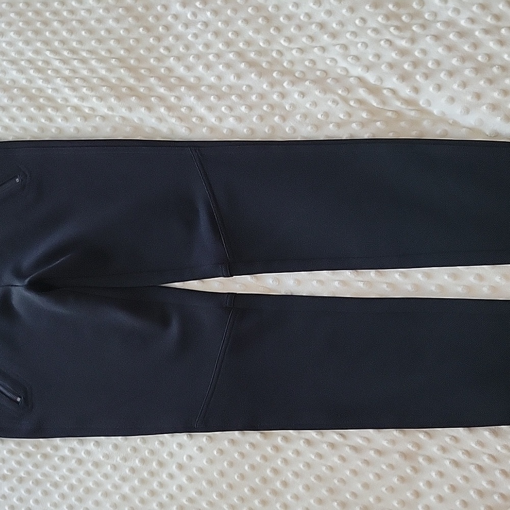 Cache textured knit skinny leg pants with tag Sz 2